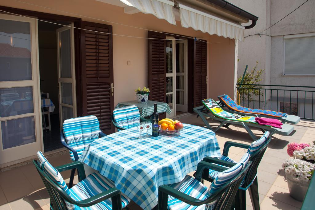 Apartament Apartman Adria Poreč Zewnętrze zdjęcie